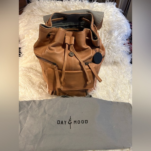 Day & Mood Hannah Backpack - Picture 2 of 6